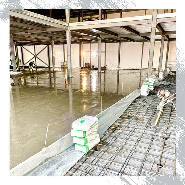 наливной пол теплицы Жарден в посёлке Рассоха Свердловской области