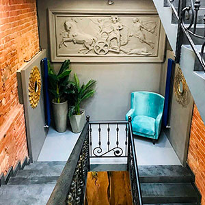 Купить наливной пол в Екатеринбурге для шоу-рума