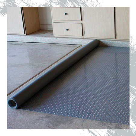 Резиновый пол в гараже